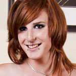 Punk tgirl Devon Delirium